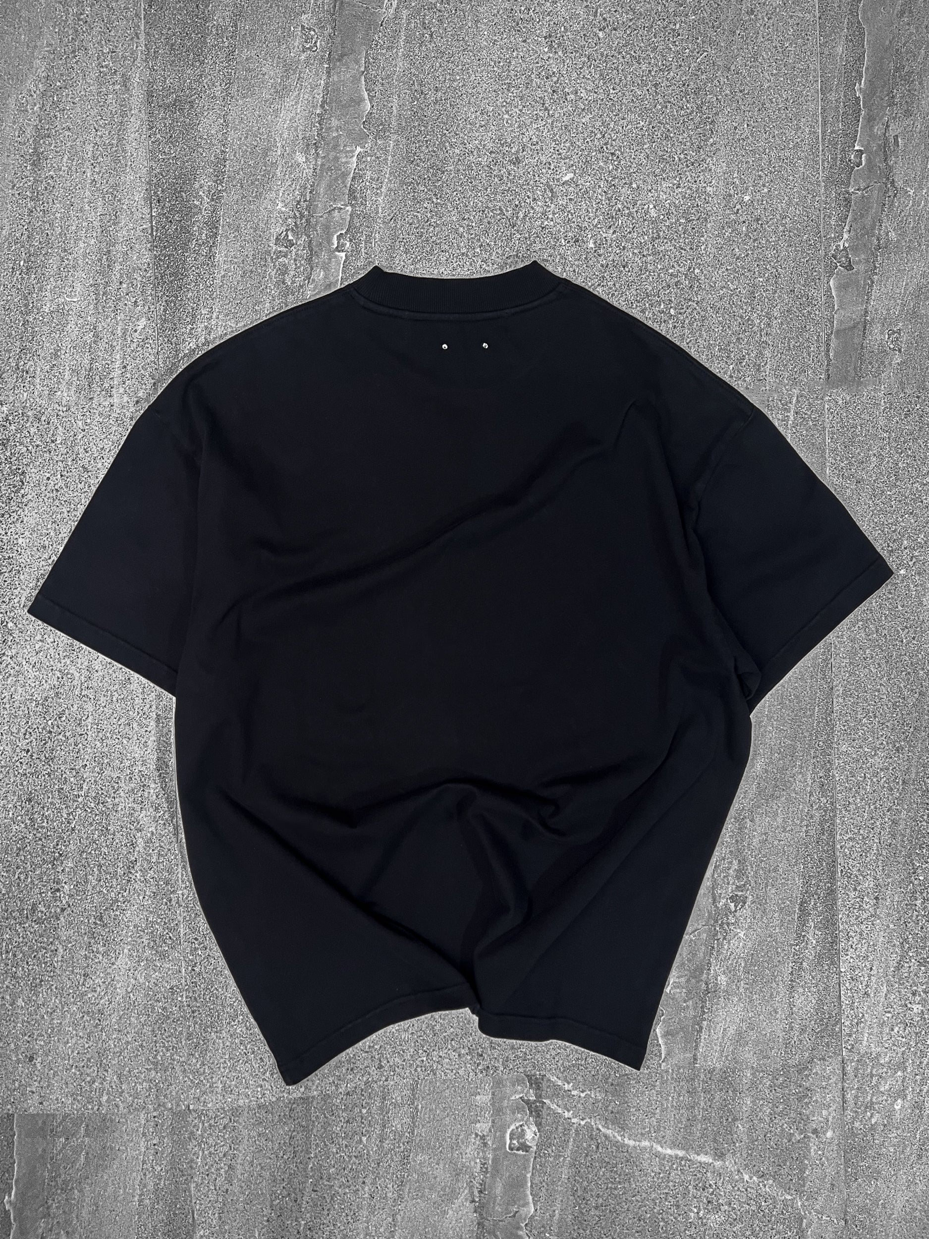 BLACK LOGO TEE